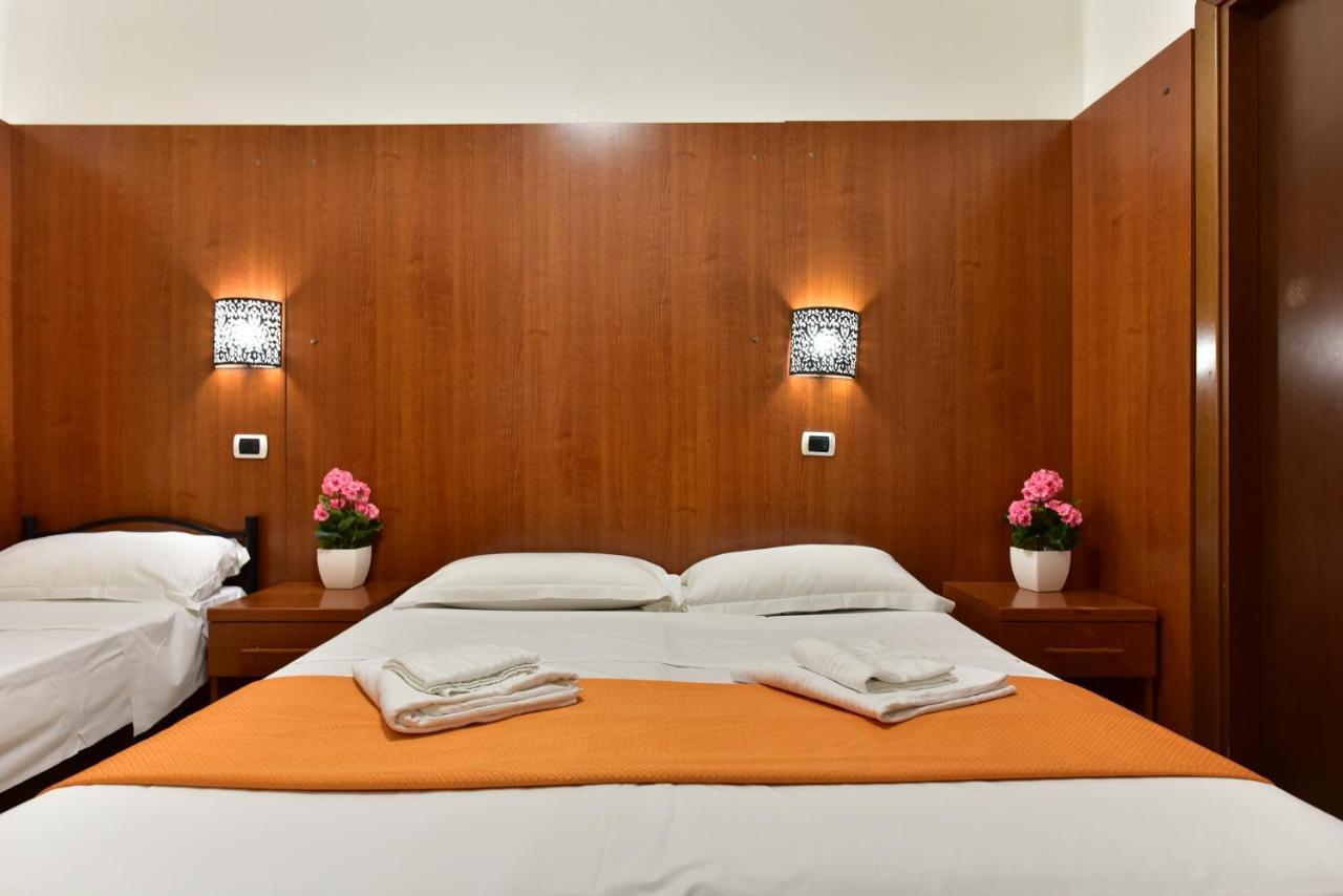 B&B Rome Terminal House Bagian luar foto