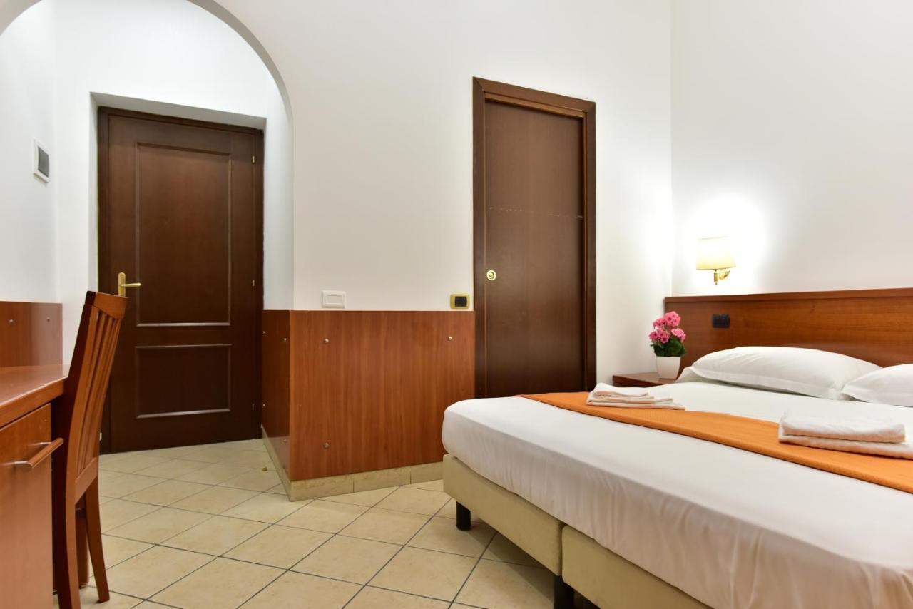 B&B Rome Terminal House Bagian luar foto