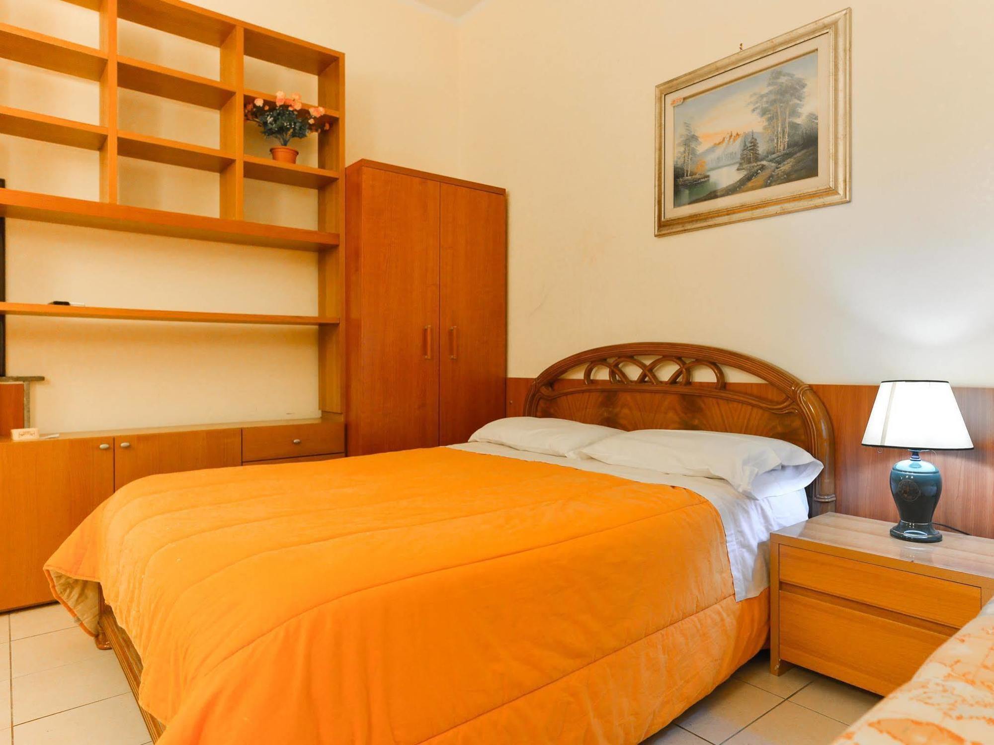 B&B Rome Terminal House Bagian luar foto