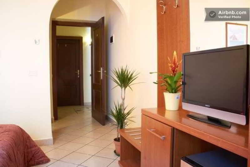 B&B Rome Terminal House Bagian luar foto